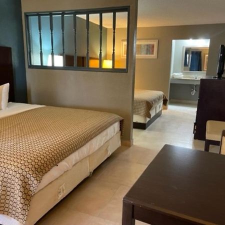 Guest Inn مدينة ليك المظهر الخارجي الصورة