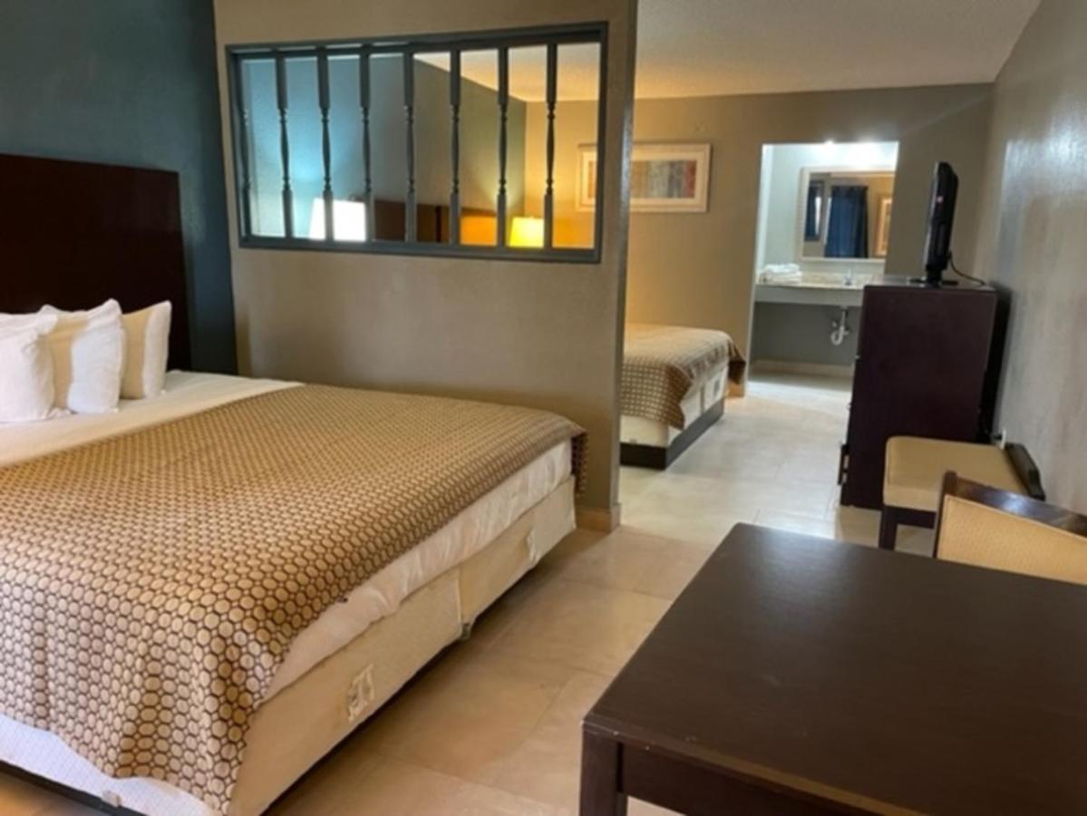 Guest Inn مدينة ليك المظهر الخارجي الصورة